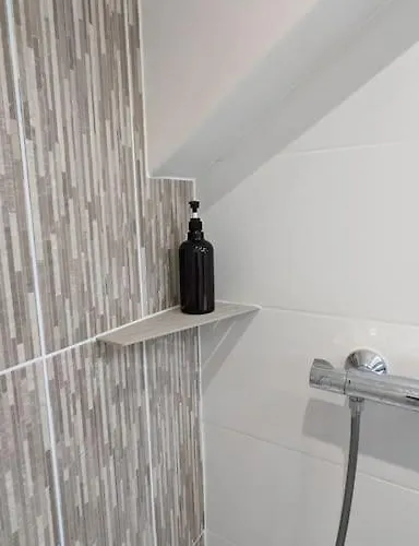 度假居 Maison Au Bord De La Riviere Aveyron - *