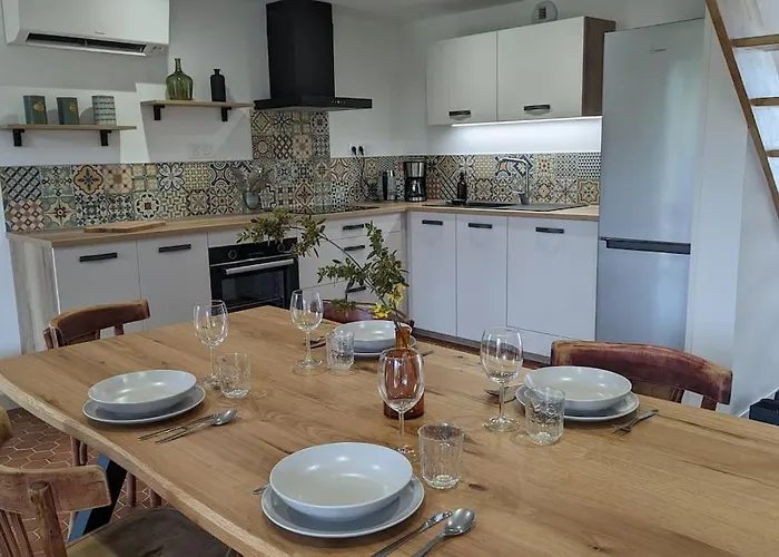 Maison Au Bord De La Rivière Aveyron -